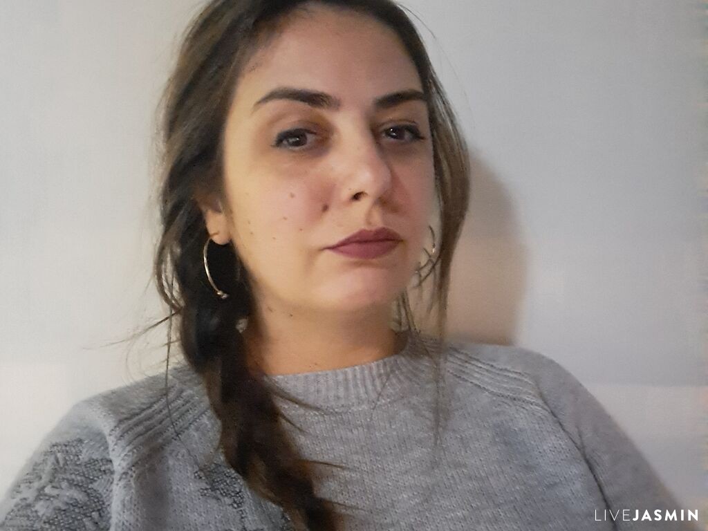 AryaMalone live cam profile