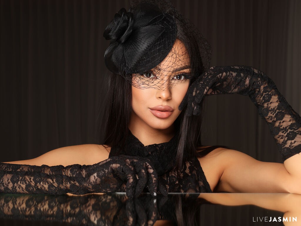 CarlaNichols live cam profile preview on CamGirlVillage