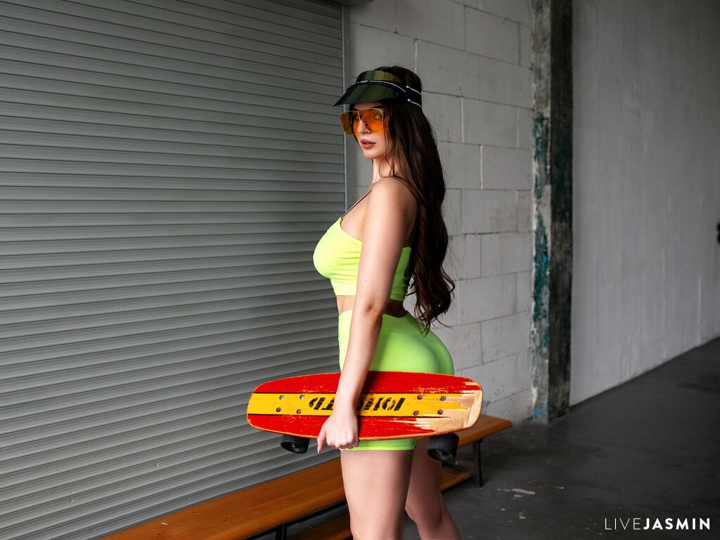 ClaireRyder live cam profile