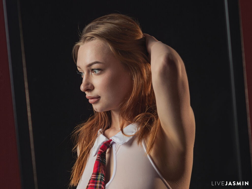 DahliaSackey live cam profile