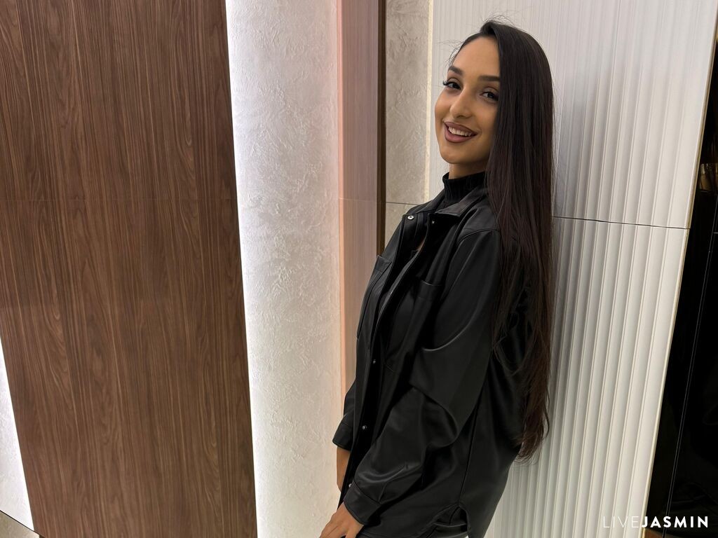 KimberlyMav live cam profile