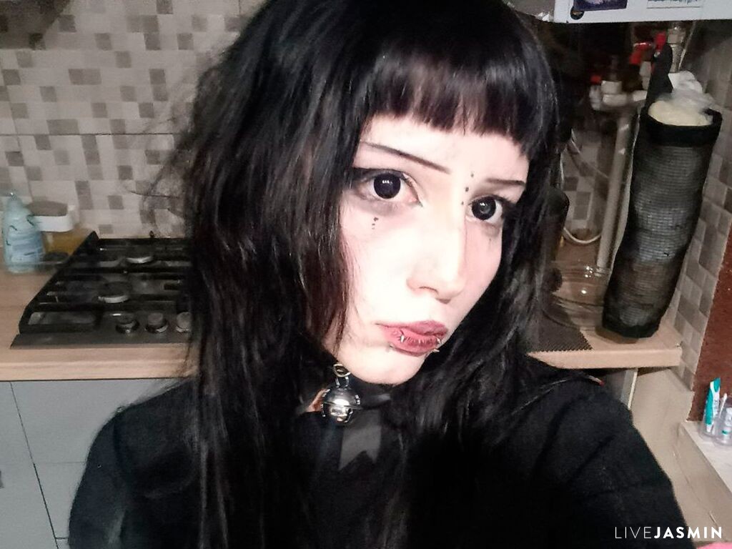 LuisaBarboza live cam profile