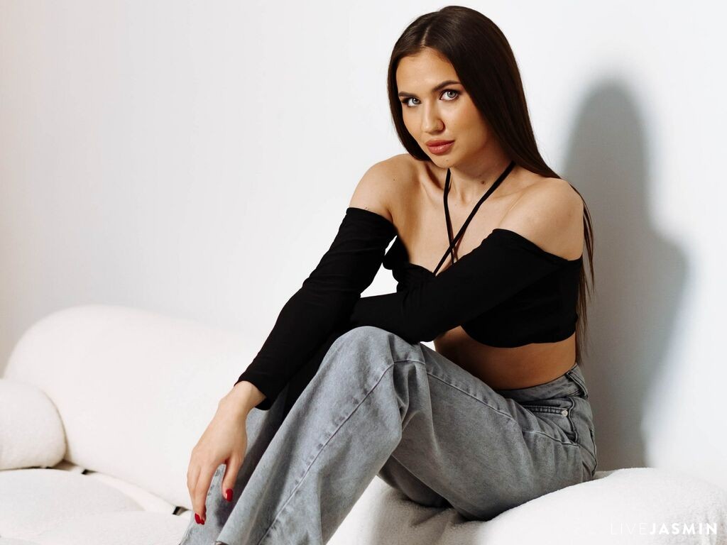 Chat with MilanaVolkova online